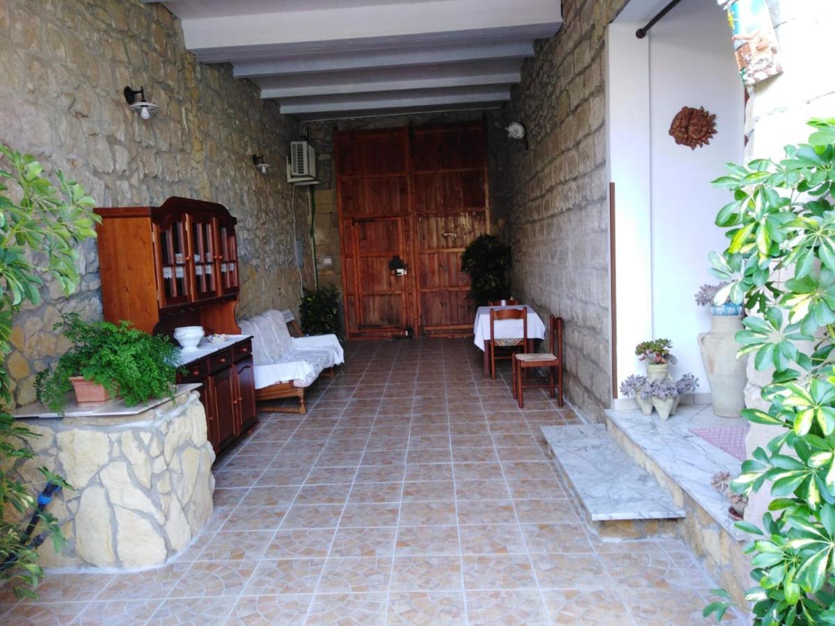 Bed and Breakfast Anticacasaliori Dolianova Экстерьер фото