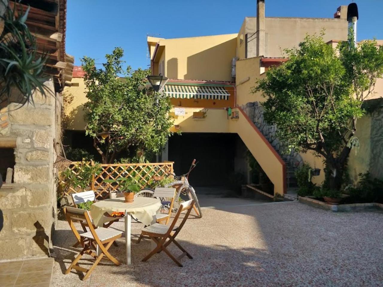 Bed and Breakfast Anticacasaliori Dolianova Экстерьер фото